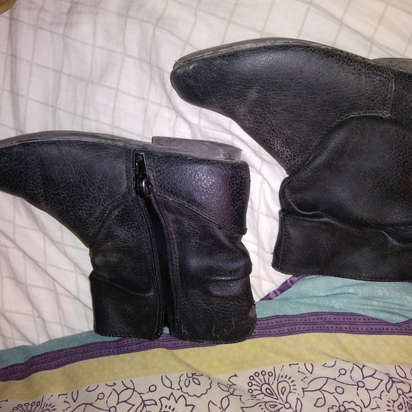 Sears Other - Roebuck & Co. Girls Ankle Boots size 10